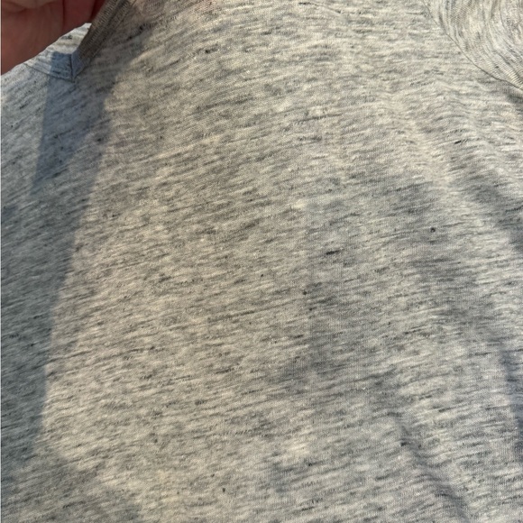 GAP Heather gray tee - Picture 3 of 3